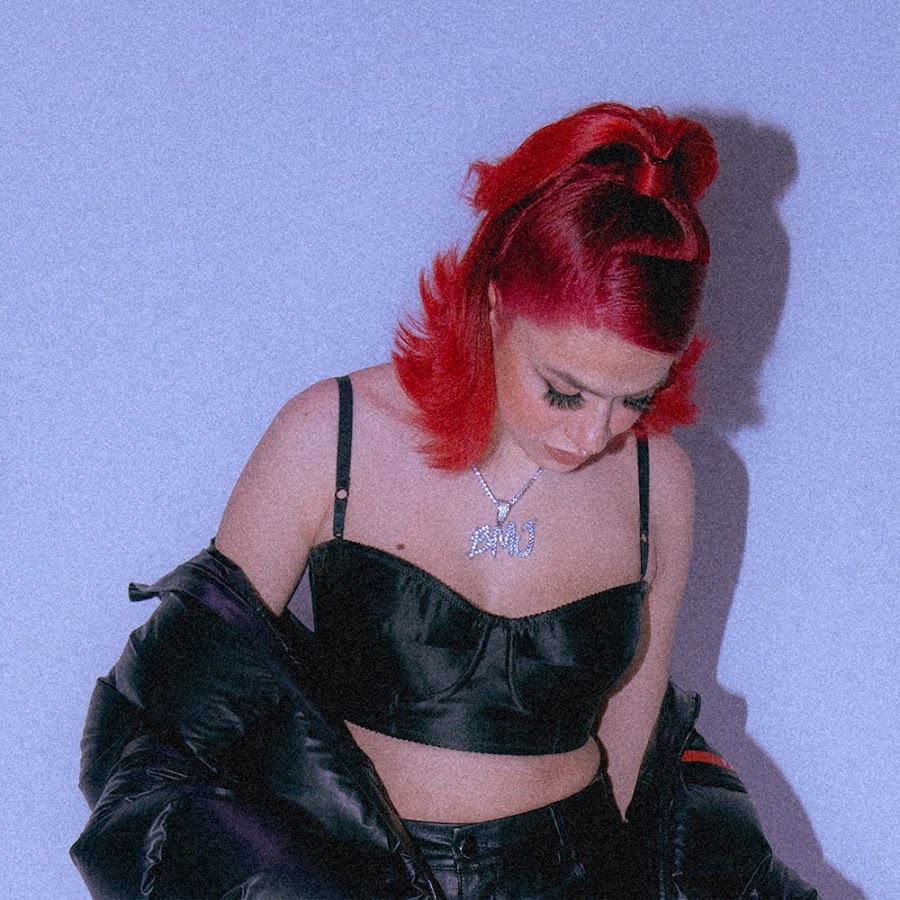 badmómzjay, official YouTube channel profile picture
